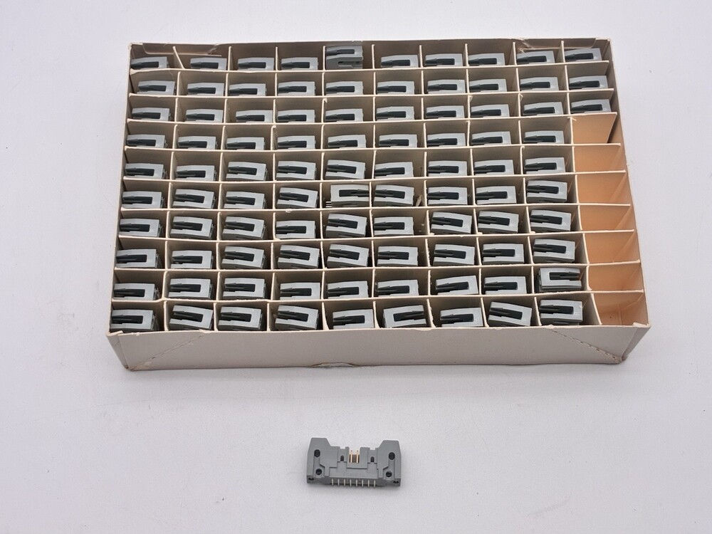 Spectra-Strip 842-816-1632-035 16-Pin Right Angle Header Connector NOS
